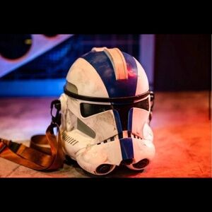 Disney Salvaged Clone Trooper Helmet Popcorn Bucket Star Wars Galaxy's Edge 2025